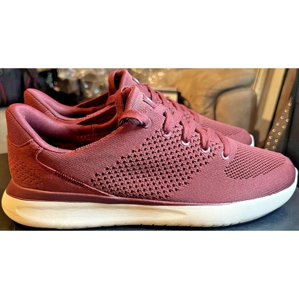 Kizik Lima Eco Knit Hands Free Slip On Shoes Maroon Women's size 9.5 Wide